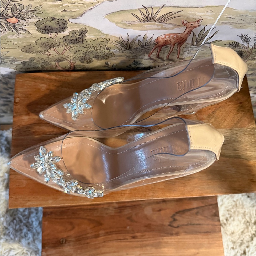 Elegant Clear Floral Embellished Women's Shoes - Picture 8 of 9